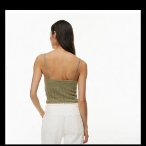Aritzia Top Blouse Evie Top V-neck crochet-knit sweater tank Size
Small Green